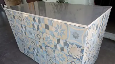 Mobiletto porta cocktail su misura