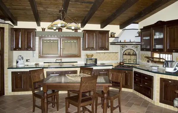 Realizzazione di cucine in muratura con dispensa cucina in muratura con dispensa