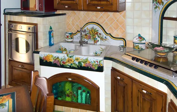Zona lavello avanzata cucina con lavello avanazato