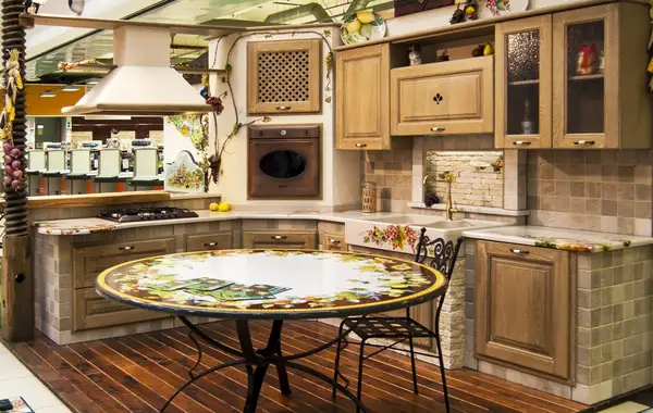 cucina in finta muratura con penisola