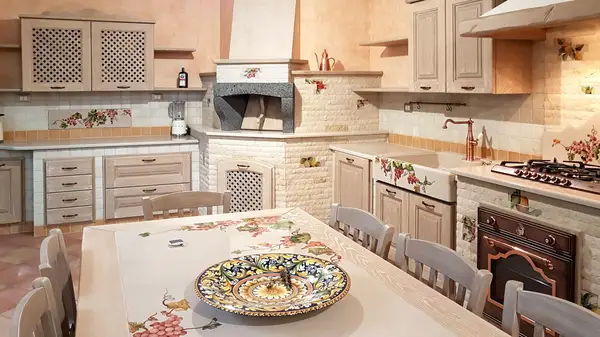 Cucina con forno Pizza cucina siciliana realizzata su progettazione con forno per pizze