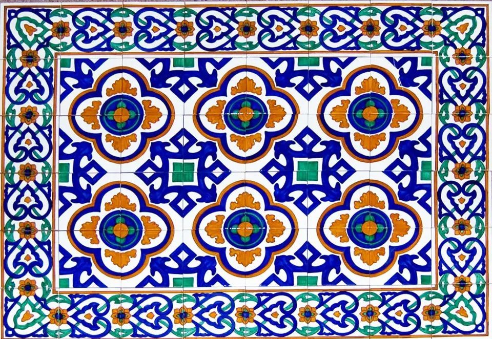 mattonelle Tunisine, realizzare su misura e decorate a mano