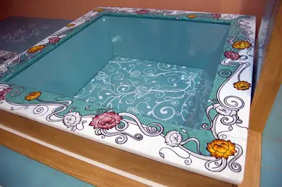 vasca da bagno decorata