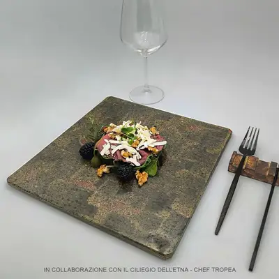 Piatto in pietra lavica di lusso per portate gourmet