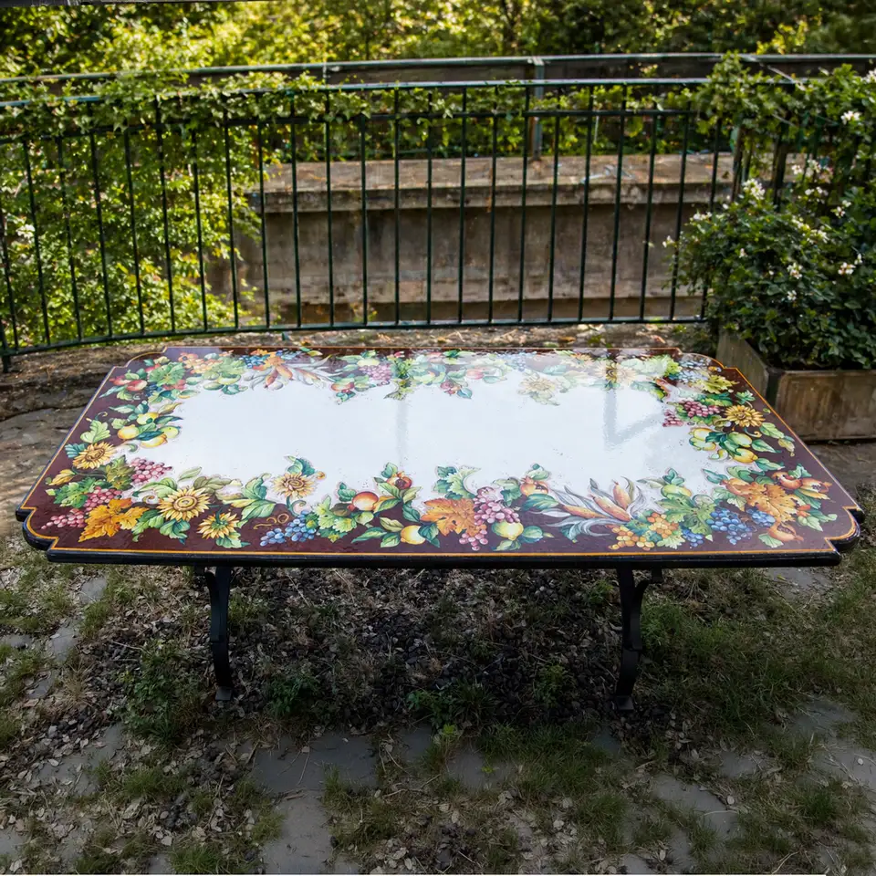 tavolo rettangolare in pietra lavica con decoro fatto a mano stile Caltagirone