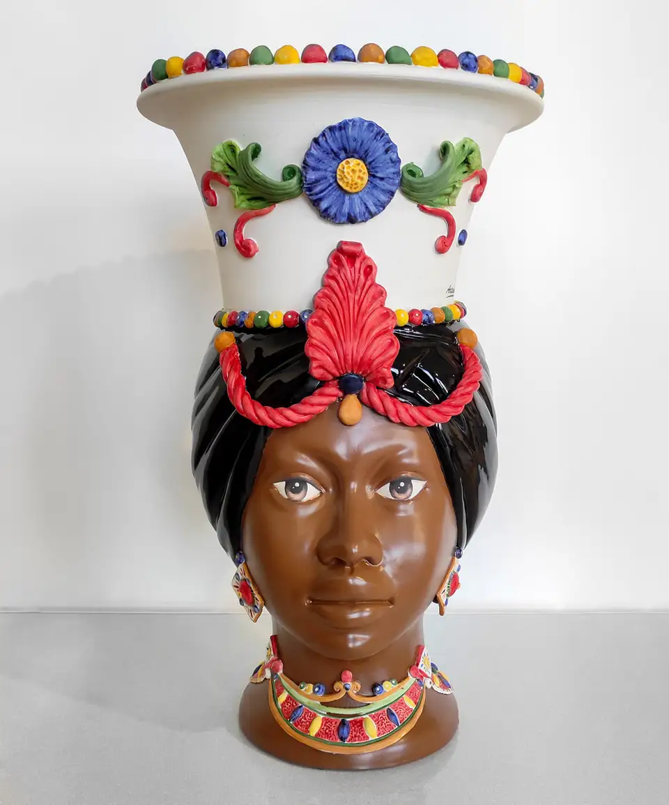 testa di moro donna decorata